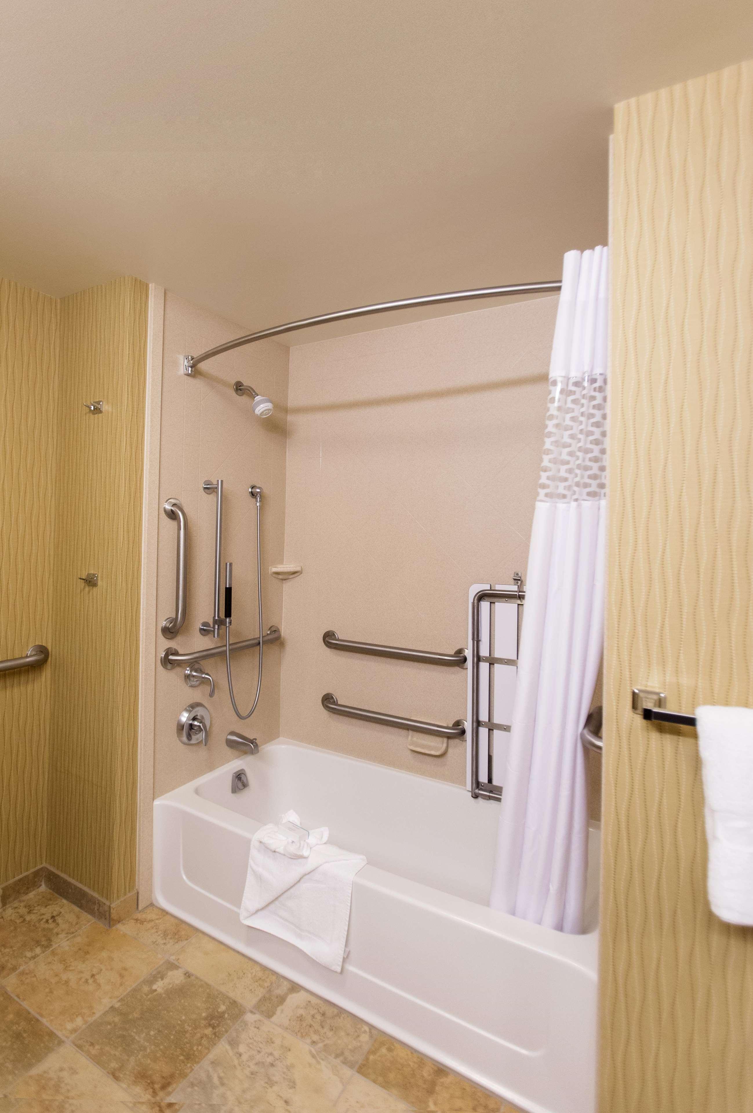 Hampton Inn Marquette-Waterfront Extérieur photo