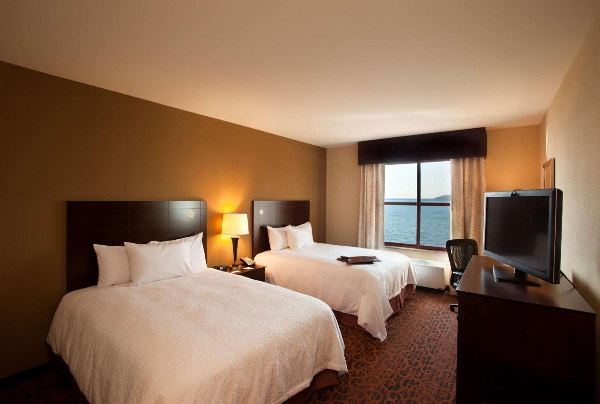 Hampton Inn Marquette-Waterfront Extérieur photo
