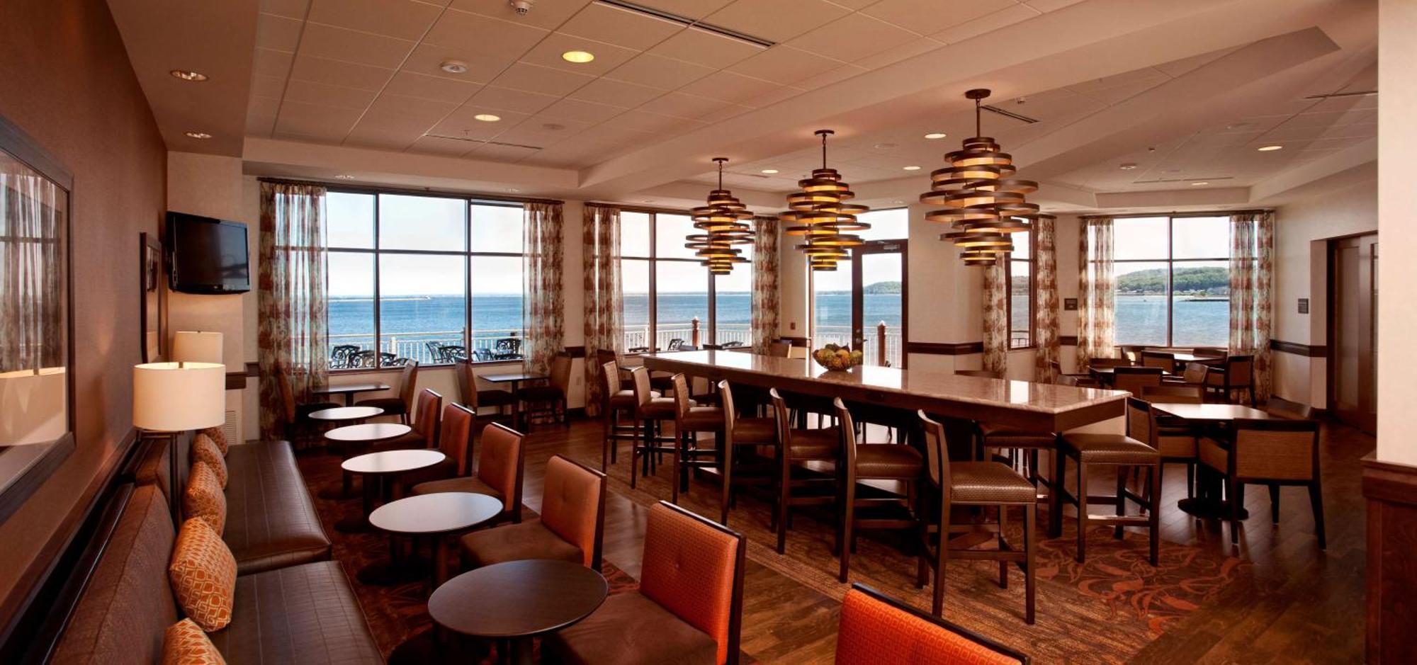 Hampton Inn Marquette-Waterfront Extérieur photo